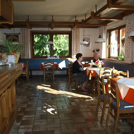 Waldheim Apartment *